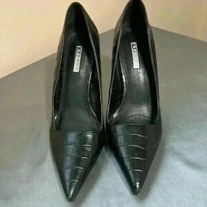 Topshop women's tatiana pointy toe pumps embossed  leather